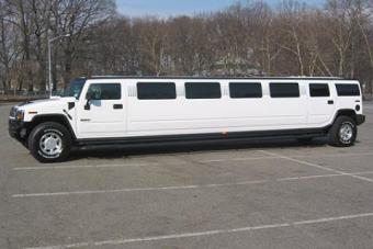 Hummer Limousine in New York